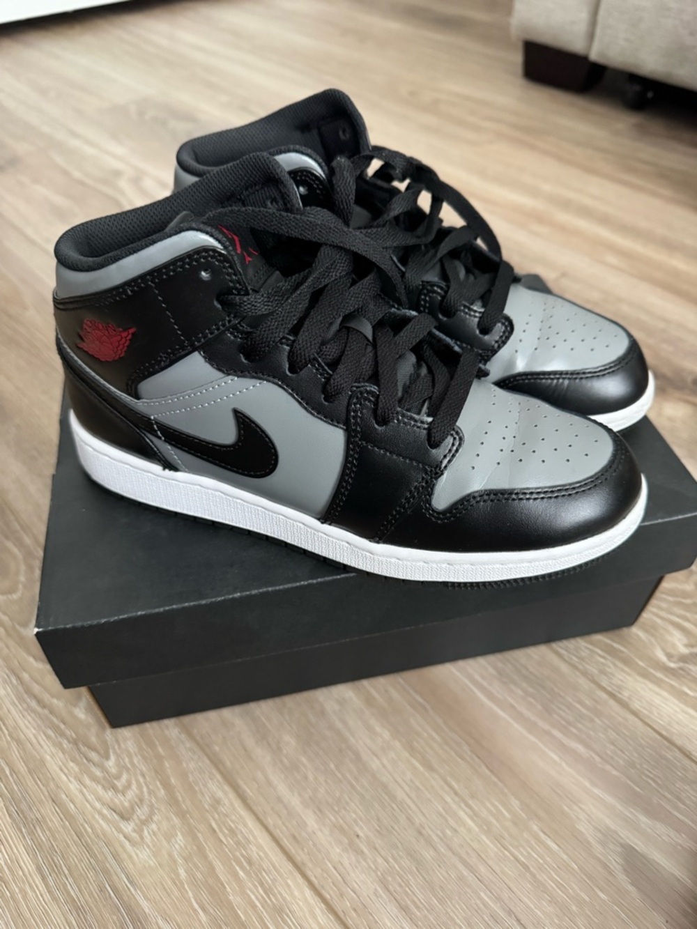 Air Jordan 1 Mid 6Y - Shadow/Red